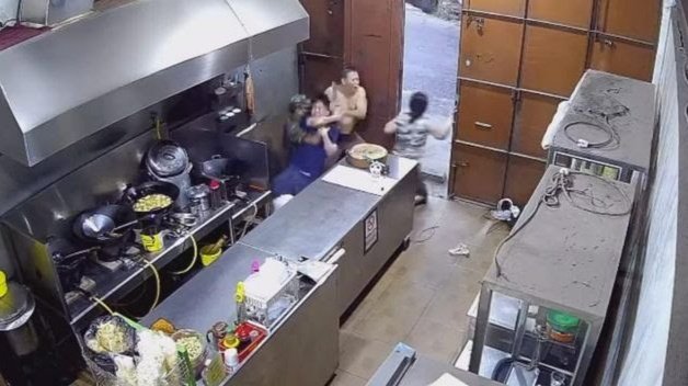 Cuplikan rekaman cctv. (seputaranindonesia.com/istimewa)