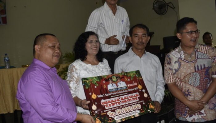 Jemaat Gereja Katolik St Paulus Ucapkan Terimakasih Kepada Walikota Medan 