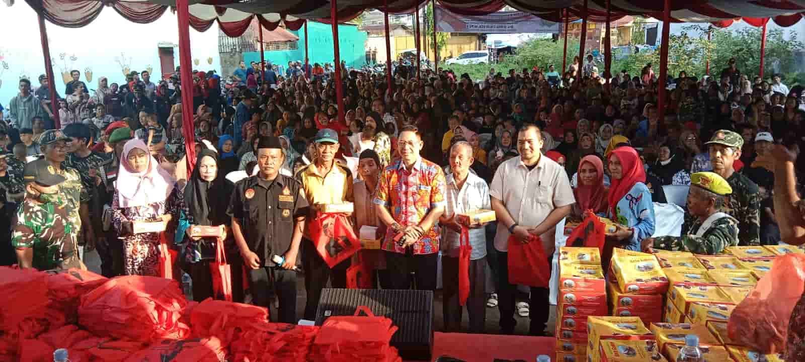 Wong Chun Sen dan peserta saat usai melaksanakan kegiatan Sosperda No.6 Tahun 2015, (26/05/24). (seputaranindonesia.com/ist).