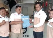 Medan Timur Siap Menangkan Bobby di Pilgubsu, Relawan Pasti Bobby Kota Medan Serahkan SK Relawan Pasti Bobby Kecamatan Medan Timur