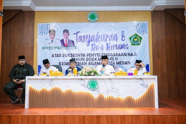 Asisten Pemerintahan dan Kesejahteraan Rakyat, Muhammad Sofyan, saat menghadiri Tasyakuran dan Doa Bersama Penyelenggaraan Ibadah Haji 2024 yang diselenggarakan Kantor Kementerian Agama Medan, Minggu (4/8). (seputaranindonesia.com/Istimewa)