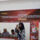 Komisi Pemilihan Umum (KPU) Provinsi Sumatera Utara menggelar sosialisasi untuk meningkatkan partisipasi pemilih segmen disabilitas dalam Pemilihan Gubernur dan Wakil Gubernur Sumatera Utara 2024. Acara ini diadakan pada Jumat (26/07/2024) lalu di Sekretariat Persatuan Tuna Netra Indonesia (PERTUNI) Sumut, sebagai bagian dari upaya mewujudkan Pilkada Akses. (seputaranindonesia.com/istimewa)