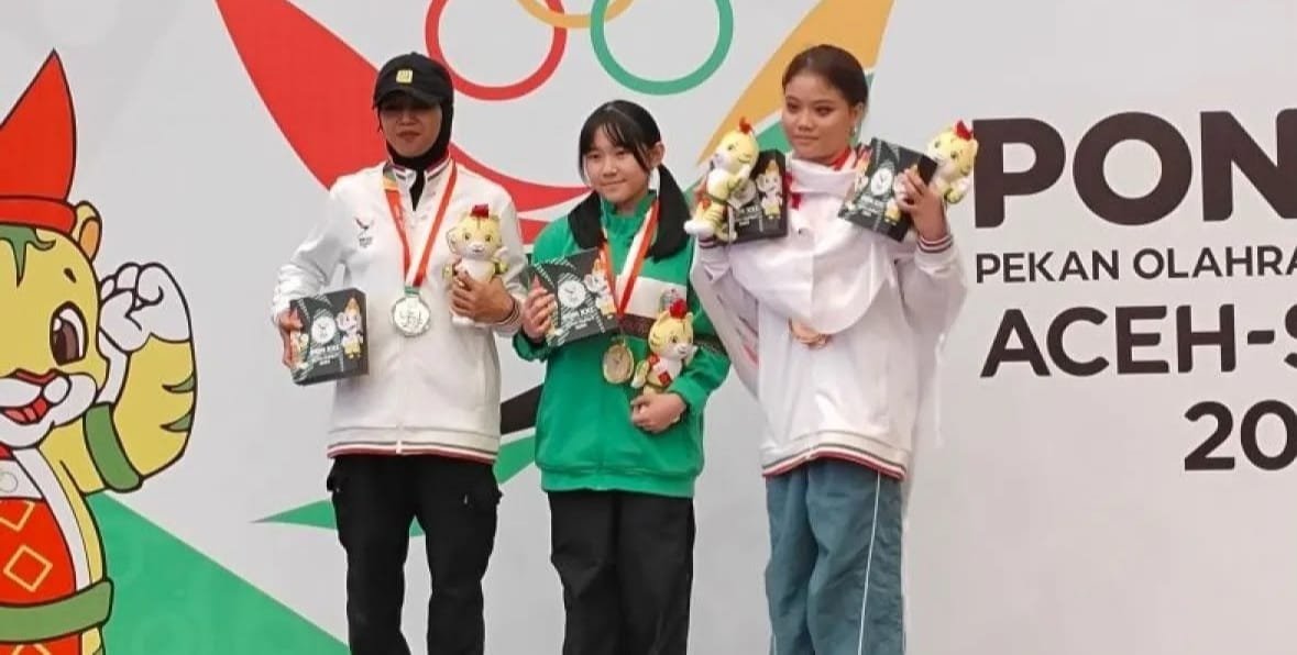 Tim Dance Sport Sumut berhasil menjadi juara umum pada cabang Olah Raga (cabor) Dance Sport PON XXI dengan memperoleh emas di lima nomor yakni, Line Dancesport, Line Dance Sport Cha Cha, Jive, Line, Dance Sport Samba Rumba, Kamis (12/9). (seputaranindoneia.com/Istimewa)