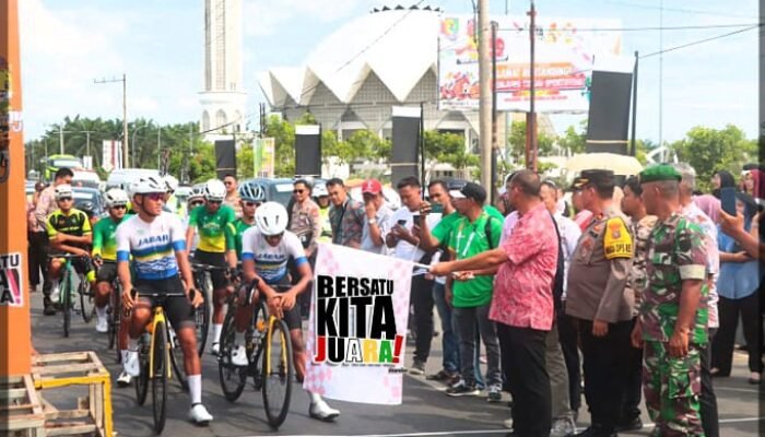 Tim Sumut Berhasil Raih Emas di Road Race 70 KM Jarak Pendek Putra, Tebing Hingga Parapat