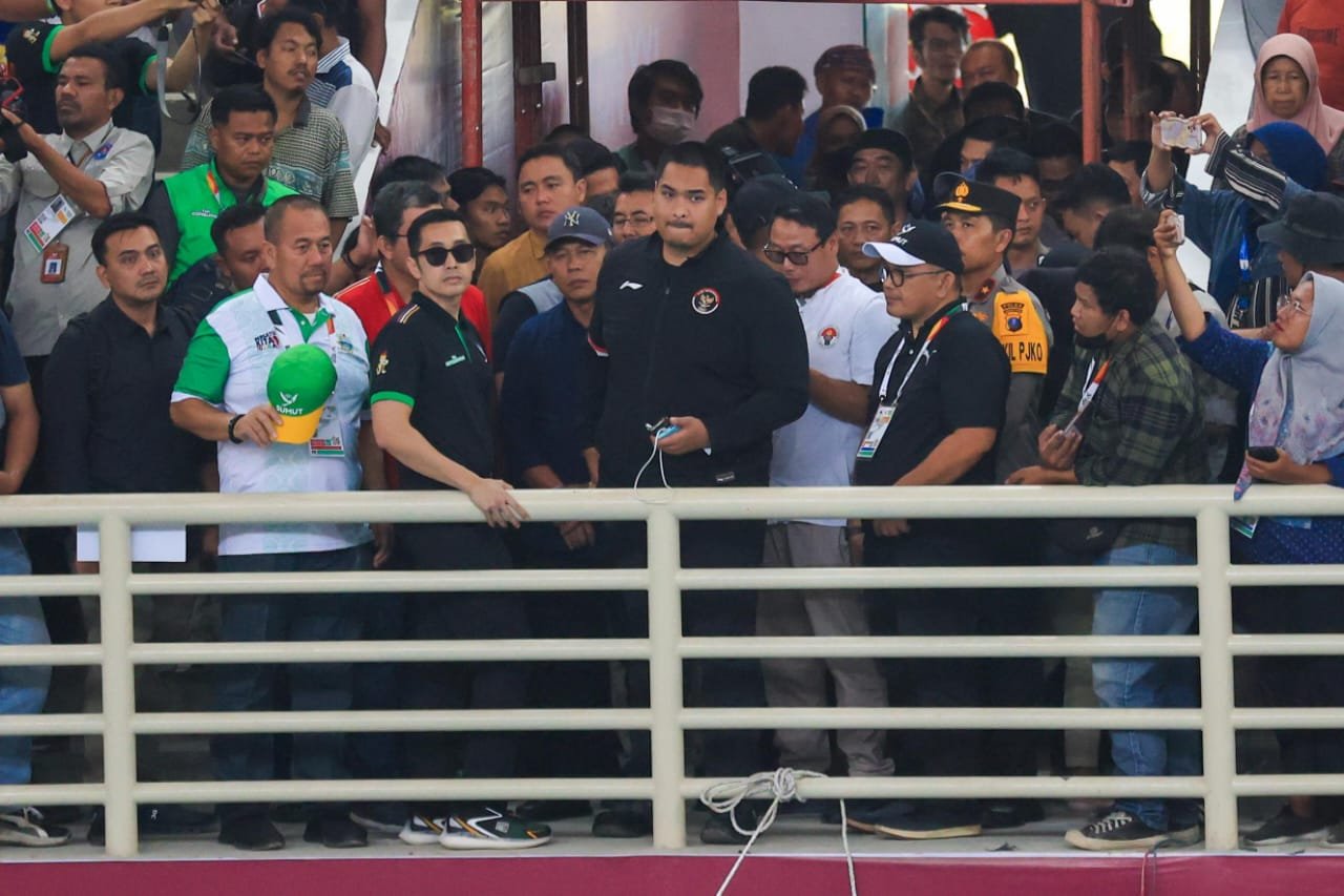 Menteri Pemuda dan Olahraga (Menpora) Ario Bimo Nandito Ariotedjo melakukan kunjungan ke venue voli ruangan PON XXI Wilayah Sumatera Utara di Sport Centre, Kabupaten Deli Serdang, Rabu (13/9). seputaranindonesia.com/Istimewa)