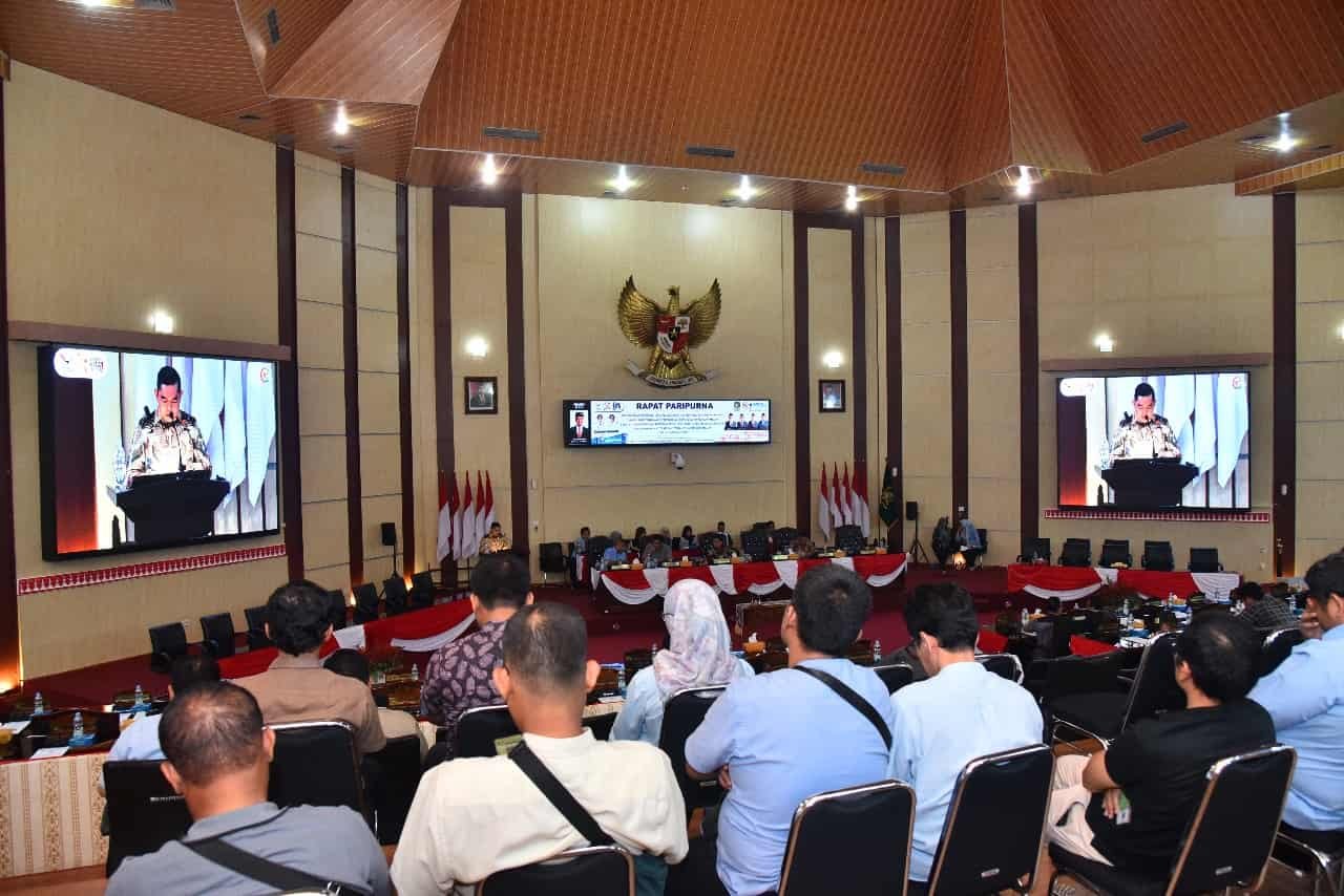 Suasana Rapat Paripurna Rancangan Anggaran Pendapatan dan Belanja Daerah (RAPBD) Kota Medan Tahun Anggaran (TA) 2025 yang digelar di Ruang Paripurna Gedung DPRD Kota Medan, Jalan Kapten Maulana Lubis No 1, Medan pada Rabu (10/9/2024). (seputaran Indonesia.com/Foto: red)