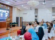 Bobby Nasution Realisasikan Janji, Bantu 13 Mahasiswa Medan yang Kuliah di Timur Tengah Rp390 Juta