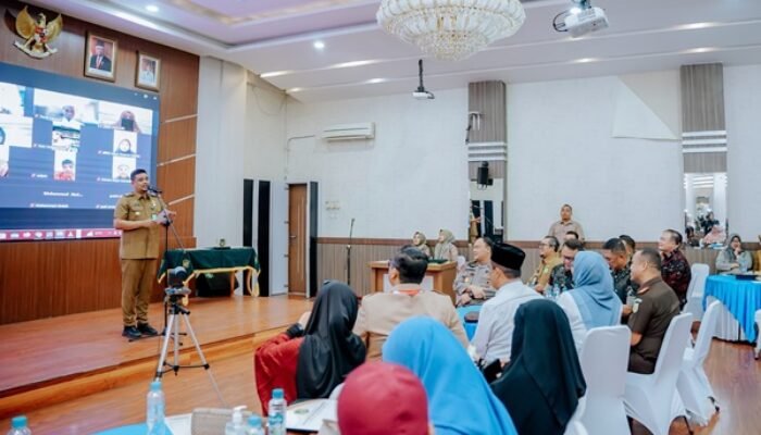 Bobby Nasution Realisasikan Janji, Bantu 13 Mahasiswa Medan yang Kuliah di Timur Tengah Rp390 Juta