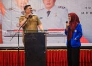 Bobby Nasution Gelontorkan Beasiswa untuk Ribuan Pelajar, Bukti Kepedulian Terhadap Pendidikan