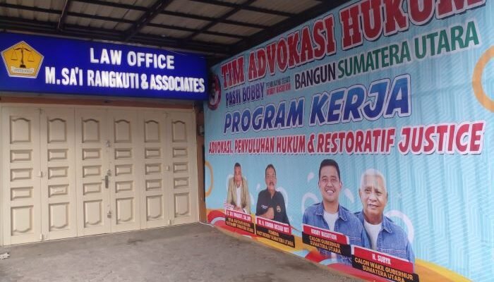 Baliho Besar Dr. Muhammad Sa’i Rangkuti: Komitmen Kuat Advokasi Hukum untuk Bobby-Surya di Sumut, Warga Medan Terpikat!