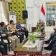 Komisi Pemilihan Umum (KPU) Provinsi Sumatera Utara melaksanakan audiensi dengan Pemerintah Provinsi Sumatera Utara pada Jumat (4/10/2024) di Rumah Jabatan Gubernur Sumatera Utara. Pertemuan ini membahas kesiapan pelaksanaan Pemilihan Kepala Daerah (Pilkada) Serentak 2024.(seputaranindonesia.com/Istimewa)