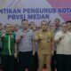 Plt Wali Kota Medan Aulia Rachman ketika menghadiri Pelantikan Pengurus PBVSI Kota Medan periode 2024- 2028 di hotel Grand Inna, Senin (7/10/24). (seputaranindonesia.cm/Istimewa)