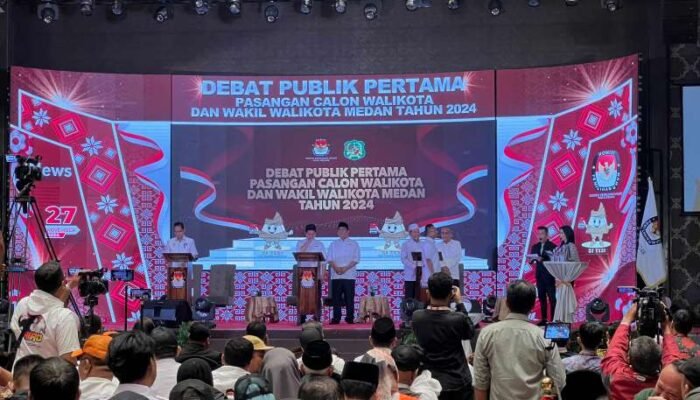 Solusi Digital untuk Pedagang Pasar Tradisional, Rico Waas Soroti Tantangan di Debat Publik Pilkada Medan