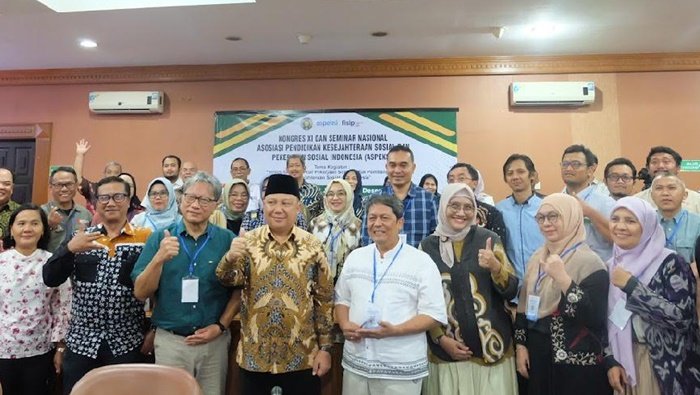 Program Studi Kesejahteraan Sosial Universitas Sumatera Utara (USU) menjadi tuan rumah penyelenggaraan Kongres XI dan Seminar Nasional Asosiasi Pendidikan Kesejahteraan Sosial dan Pekerjaan Sosial Indonesia (APKPSI), bertajuk "Sinergitas Pilar-Pilar Pekerjaan Sosial untuk Pembangunan Kesejahteraan Sosial di Indonesia”. Berlangsung secara hybrid di Ruang IMT-GT GBPA USU, pada Selasa-Jumat (3-6/12/2024). (seputaranindonesia.com/istimewa)