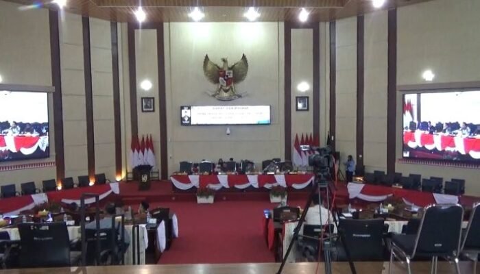 Wong Chun Sen Pimpin Pembukaan Masa Persidangan II DPRD Medan