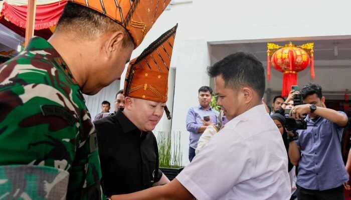 Meriah! Bupati & Wabup Sergai Hadiri Imlek di PT. Cinta Raja, Pangdam 1/BB Beri Pesan Penting