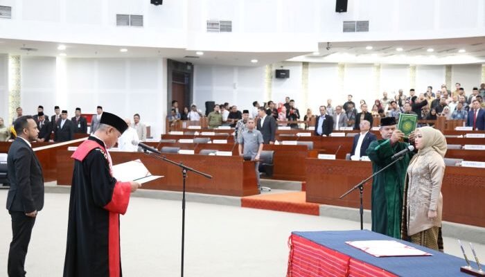 Dilantik Jadi Ketua DPRD Sumut, Erni Ariyanti Siap Perjuangkan Aspirasi Rakyat