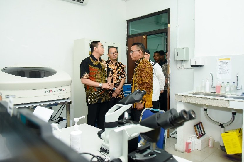 Wakil Wali Kota Medan H Zakiyuddin Harahap meninjau RSUD Bachtiar Djafar Jalan KL Yos Sudarso, Kelurahan Pekan Labuhan, Kecamatan Medan Labuhan, Kamis (6/3/2025).