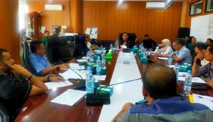 DPRD Medan Minta Satpol PP Segera Mendata Reklame Ilegal