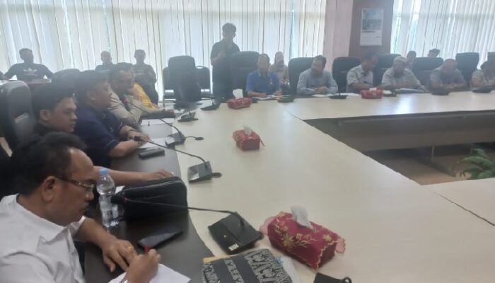 Saat RDP Komisi 3 DPRD Medan, Dirkeu PUD Pasar Medan Ungkap Revitalisasi Pusat Pasar Dikelola Perusahaan Milik Asiang