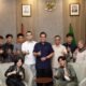 Wali Kota Medan Rico Tri Putra Bayu Waas, mengajak seluruh warga untuk mendukung dan mendoakan dua anak Medan, yang berhasil masuk 5 Top Indonesian Idol 2025 tahun 2025 yakni Fajar Noor dan Mesa Hira. (Istimewa)