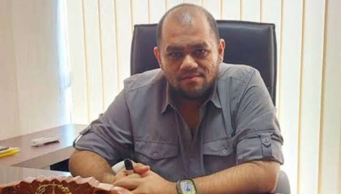 Ketua Fraksi Golkar DPRD Medan El Barino Shah Dukung Pemko Medan Bongkar Reklame Langgar Izin