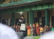 Kembali ke Sekolah Lama, Rico Waas Haru Saat Pimpin Upacara Hari Guru: Peran Guru Sangat Besar dalam Hidup Saya