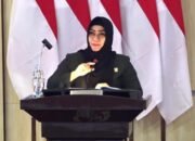 Lailatul Badri Sampaikan Laporan Pansus Ranperda Kebakaran dalam Rapat Paripurna DPRD Medan