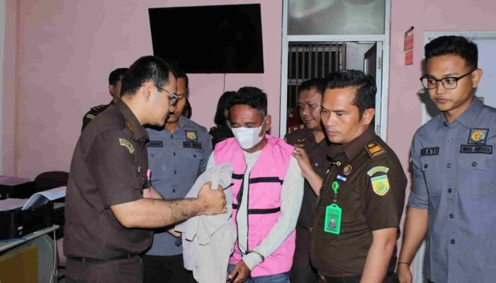 Korupsi Dana Peremajaan Sawit, Kejari Madina Tahan Ketua Kelompok Tani