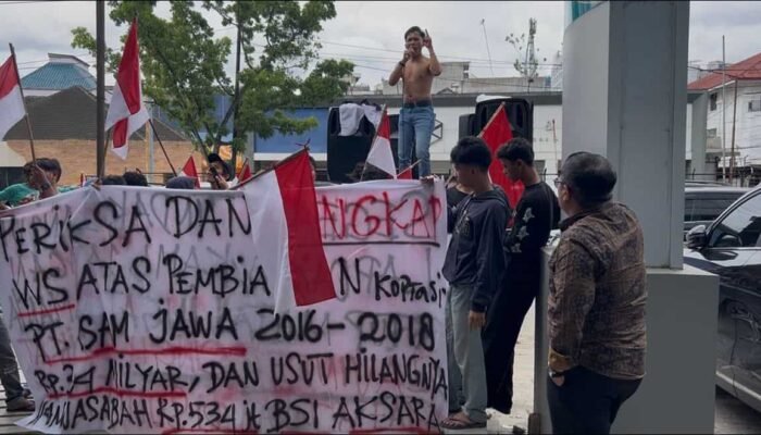 Aksi Lanjutan di BSI Medan, Mahasiswa Pertanyakan Pembiayaan dan Dana Nasabah