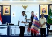 Bobby Nasution Promosikan Sumut ke Dubes Australia, Selat Malaka dan Sawit Jadi Andalan Investasi