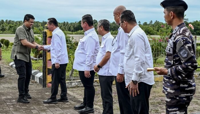 Kembali Berkantor di Nias, Bobby Nasution Kawal Langsung Pembangunan dan Serap Aspirasi Warga