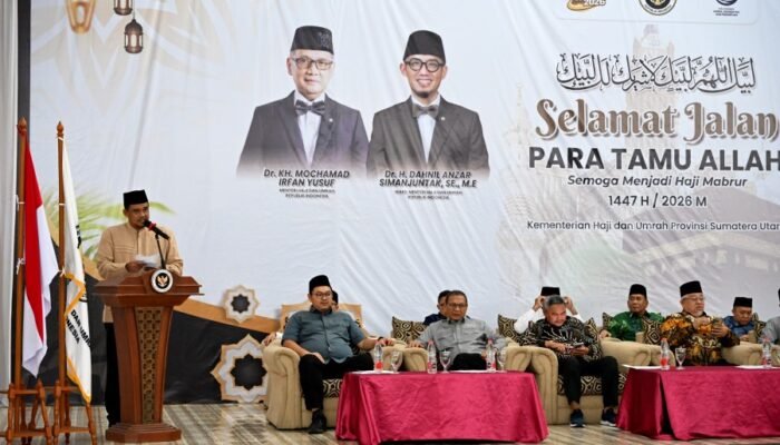 Bobby Nasution Lepas 353 Jemaah Haji Kloter 2 Embarkasi Medan, Tekankan Kekompakan dan Doa untuk Sumut
