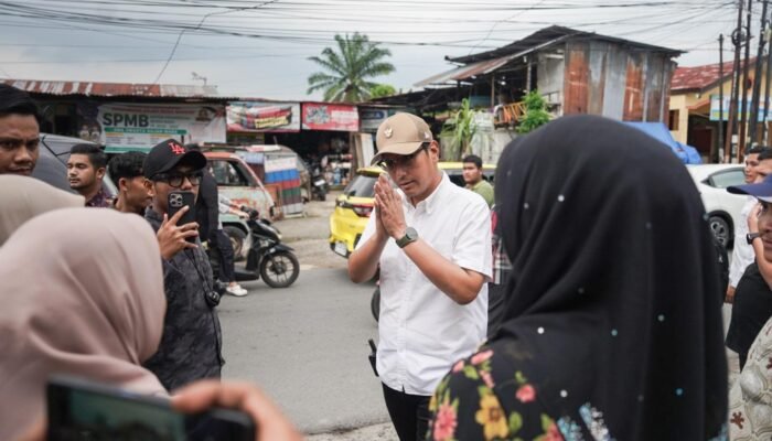 Rico Waas Tinjau Banjir di Medan Selayang, Siapkan Solusi Penanganan Drainase