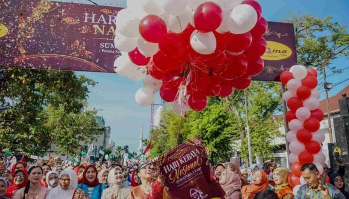 Lautan Kebaya Penuhi Lapangan Benteng, Perayaan Hari Kebaya Nasional 2026 Hidupkan Budaya dan Ekonomi Lokal